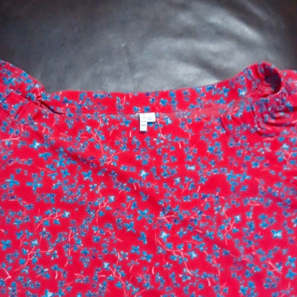 Blouse - Picture 2 of 3